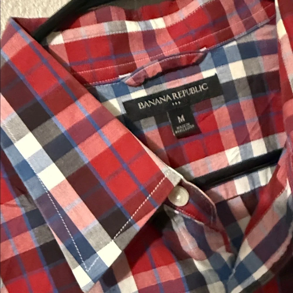 Banana Republic Red and Blue Plaid Button Down Shirt